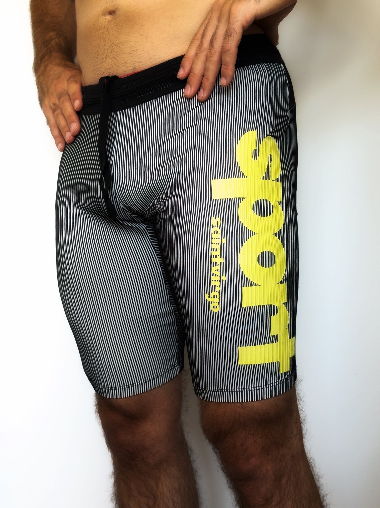 RUN HALF TIGHTS | Black/White Yellow