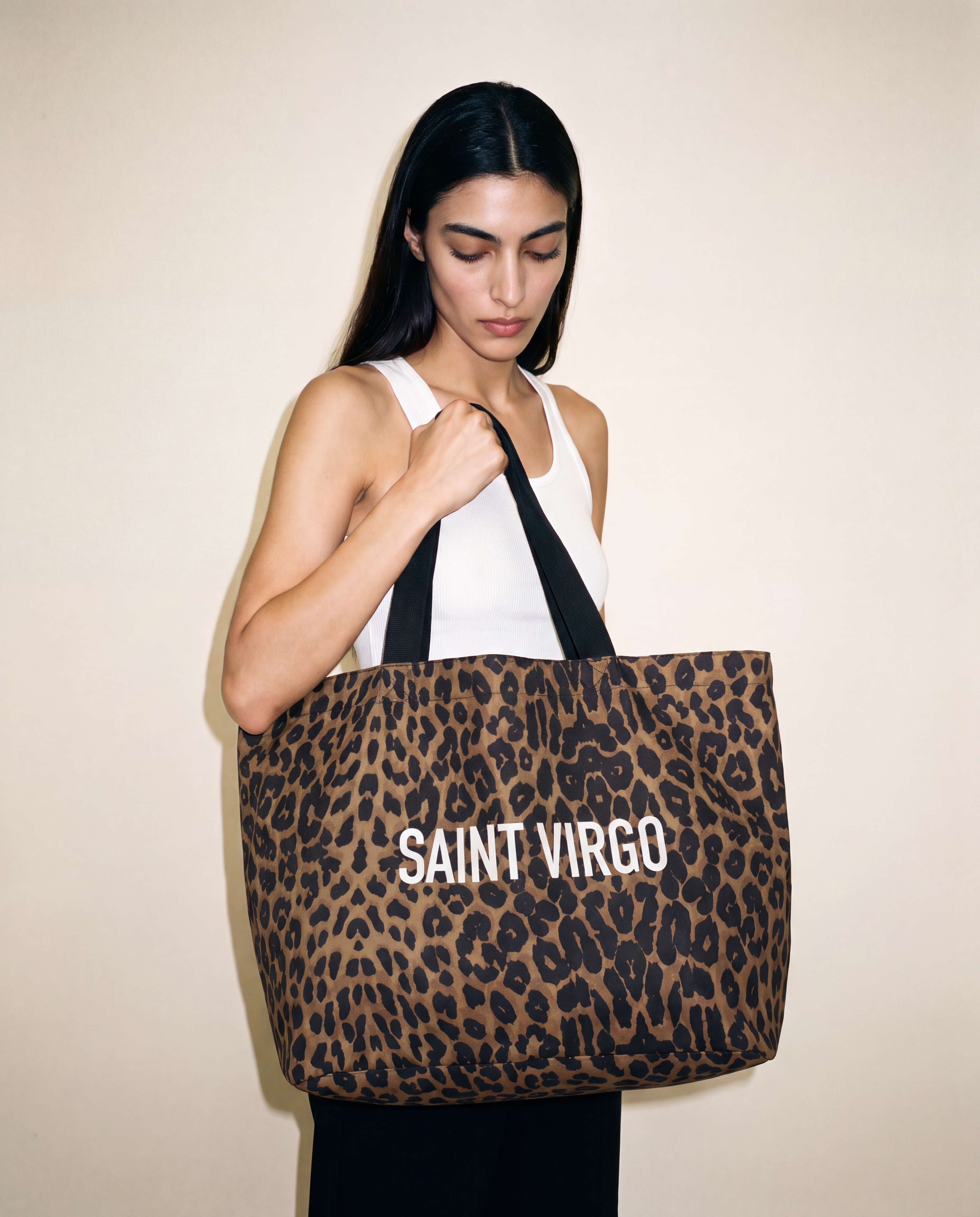 OVERSIZED TOTE