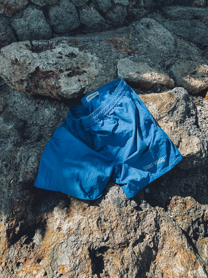 NYLON LOGO | Blue Shorts